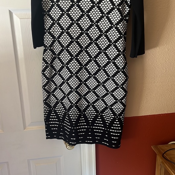 Dress - Picture 3 of 5